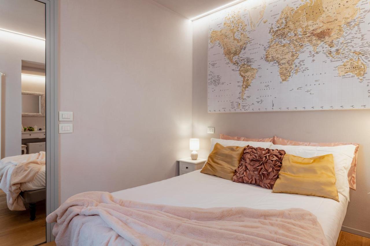Il Cortile Di Elisa & Our Flats Bed & Breakfast Lucca Bagian luar foto